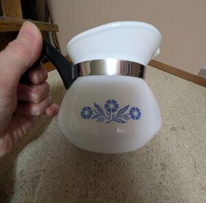 Vintage Corning Ware Tea Pot.  1959 Blue Cornflower Design.  3 Cups.